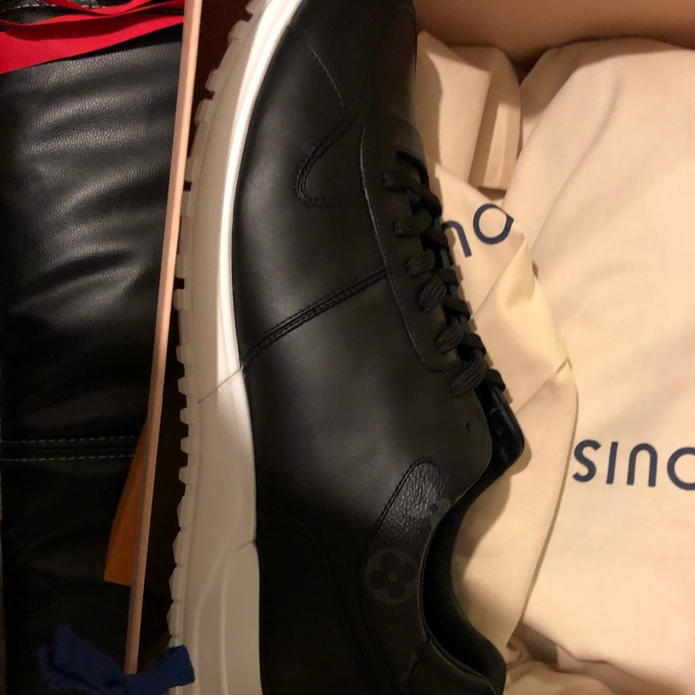 Louis Vuitton Black Run Away sneakers